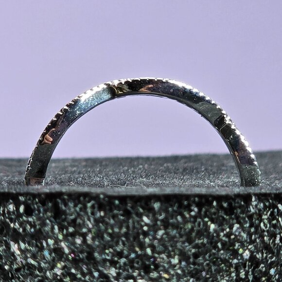 Infinity Pave Ring With Twisted Design and Clear Crystals‎ Size 10 (NWOT) - Picture 5 of 6